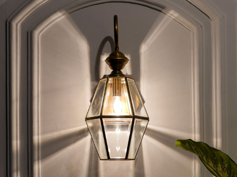 Hanging & Wall Lamps